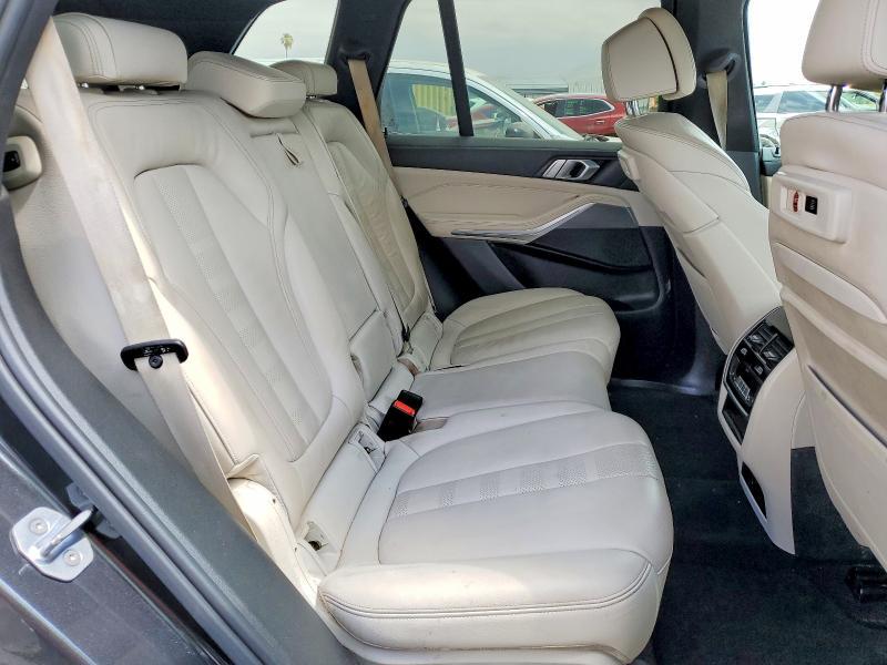 2020 BMW X5 sDrive 40I