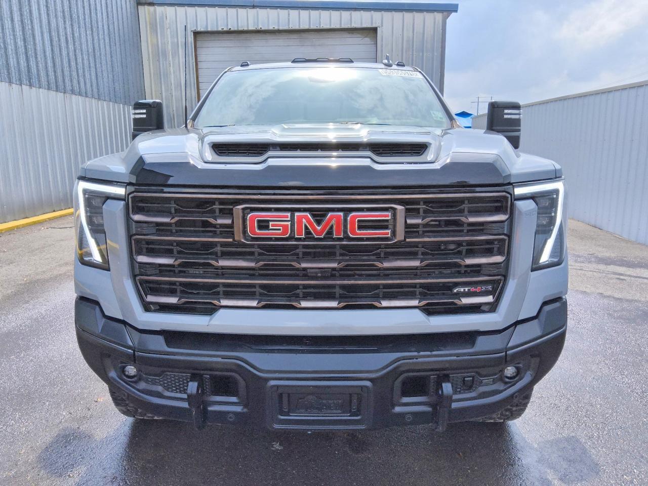 2025 GMC Sierra K2500 AT4X