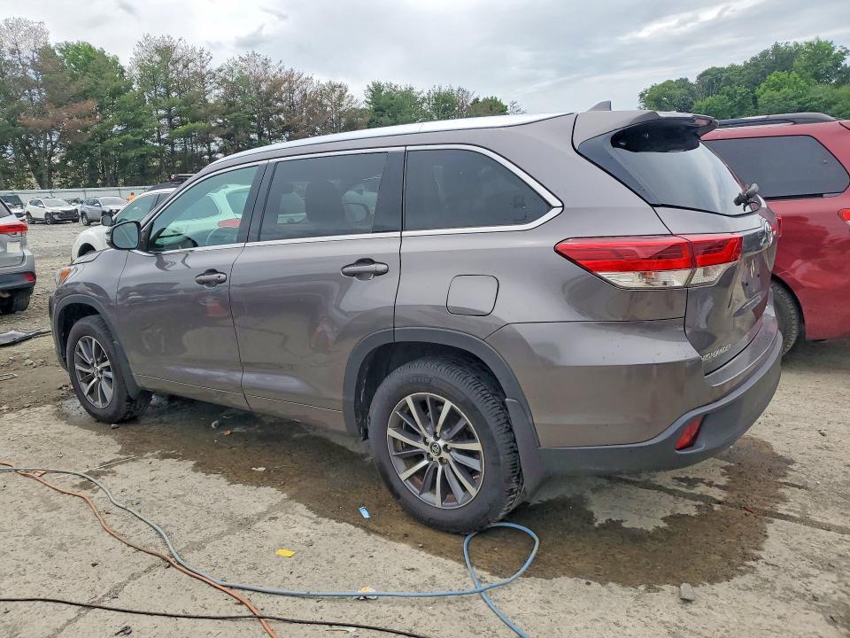 2017 Toyota Highlander xle