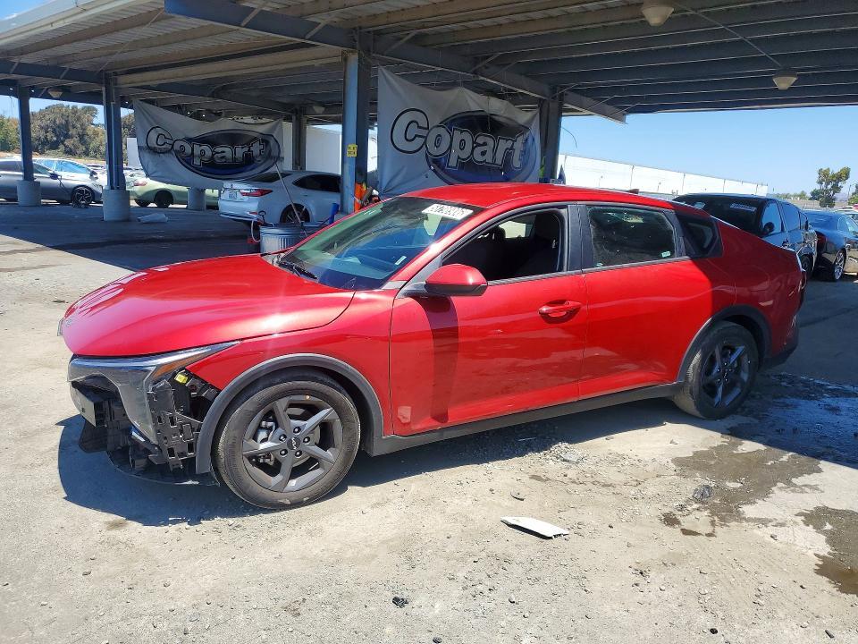 2025 KIA K4 lxs