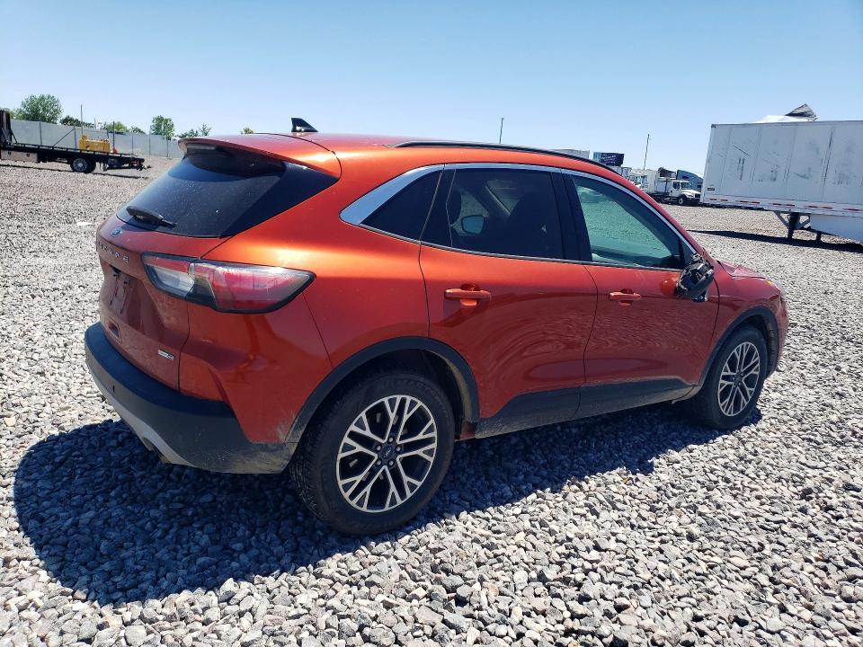 2020 Ford Escape sel