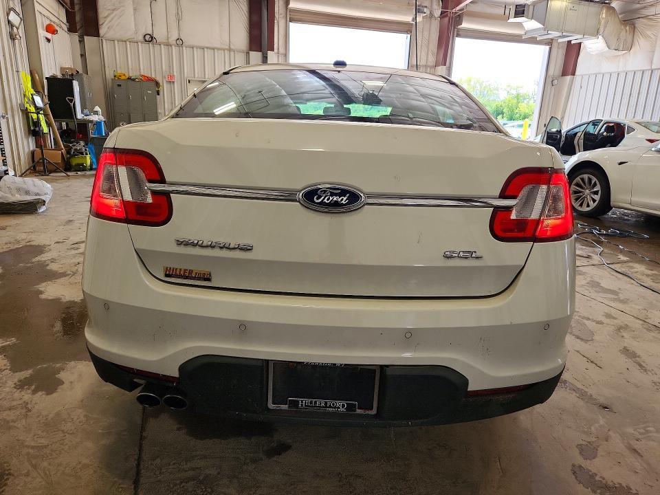 2011 Ford Taurus sel