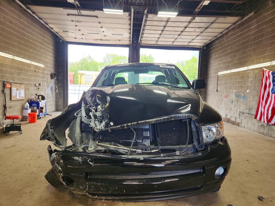 2004 Dodge RAM 1500 ST