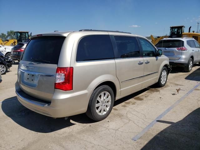 2015 Chrysler Town & Country Touring