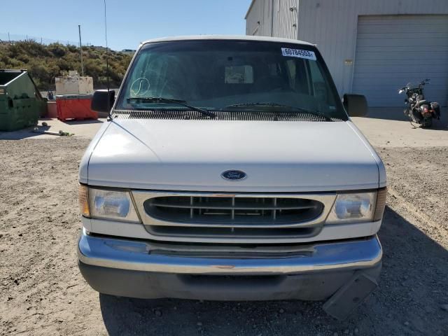 2000 Ford Econoline E150 Wagon