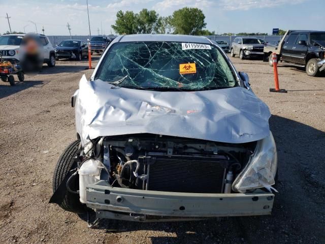 2012 Nissan Versa S