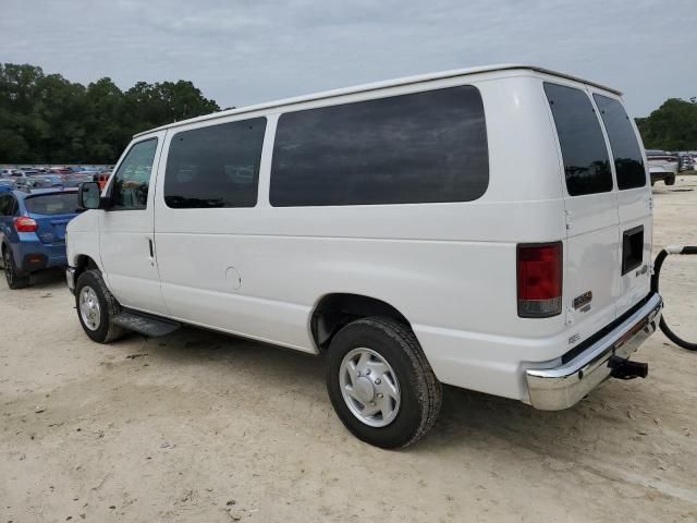 2013 Ford Econoline E350 Super Duty Wagon