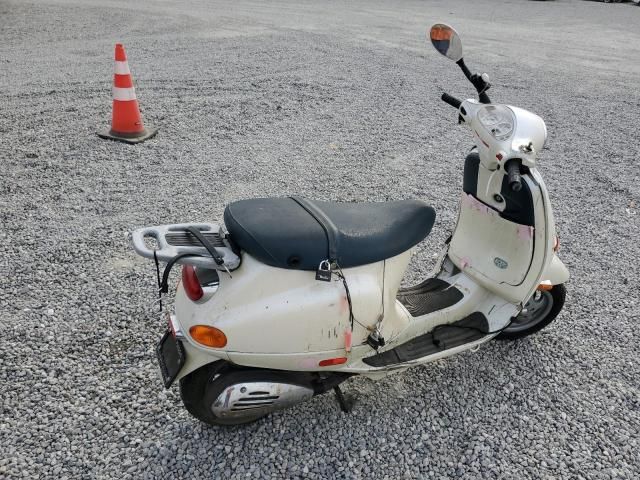 2005 Vespa C161C