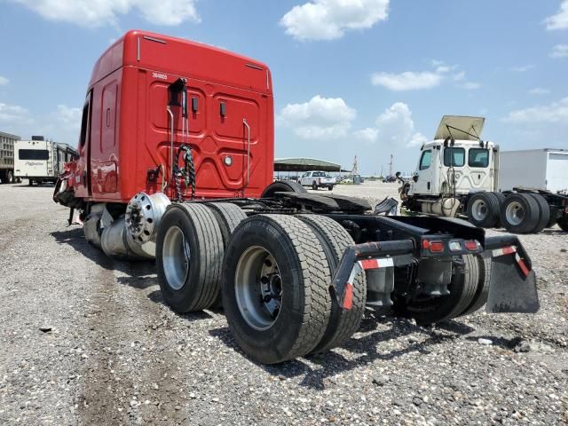 2020 Freightliner Cascadia 126