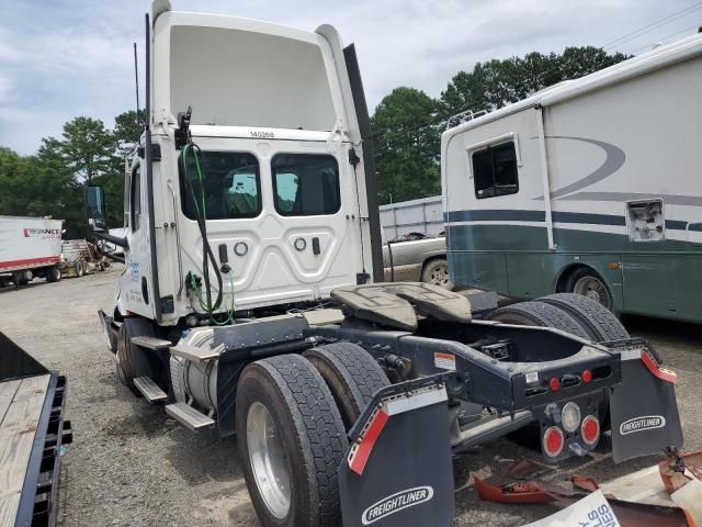 2023 Freightliner Cascadia 116