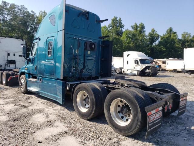 2013 Freightliner Cascadia 125