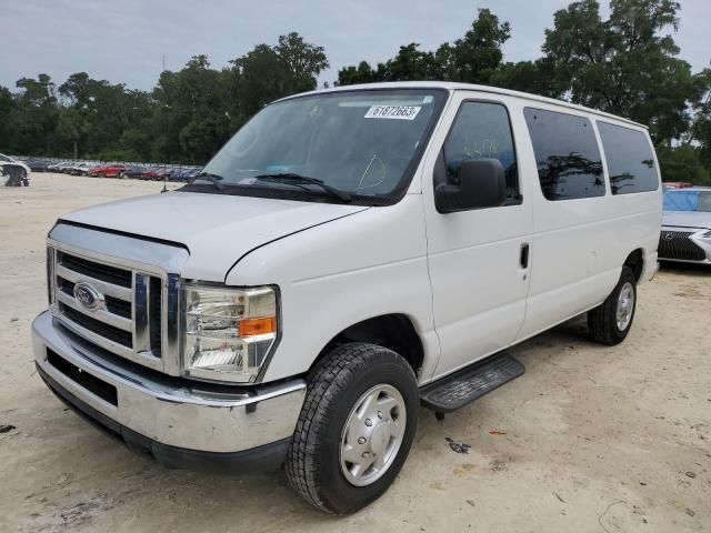 2013 Ford Econoline E350 Super Duty Wagon