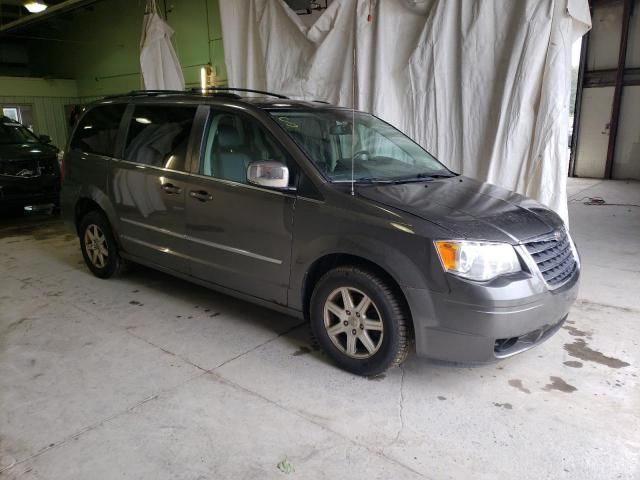 2010 Chrysler Town & Country Touring Plus