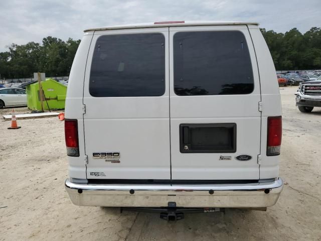 2013 Ford Econoline E350 Super Duty Wagon