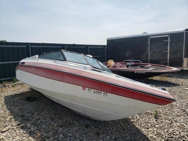 1989 Rinker Boat