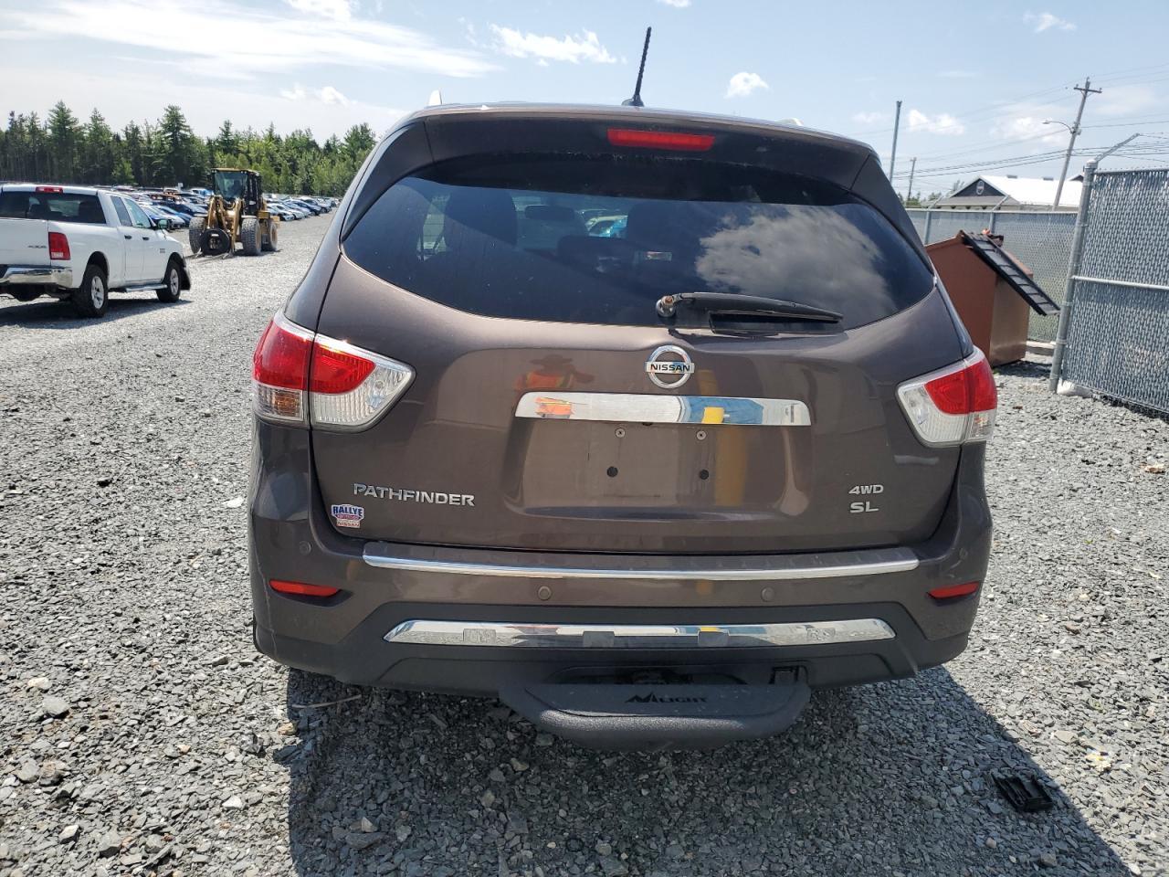 2015 Nissan Pathfinder s