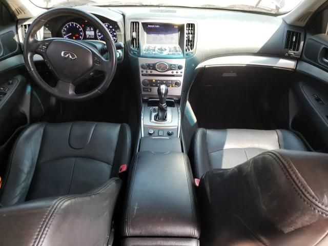 2015 Infiniti Q40