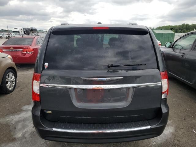 2012 Chrysler Town & Country Touring