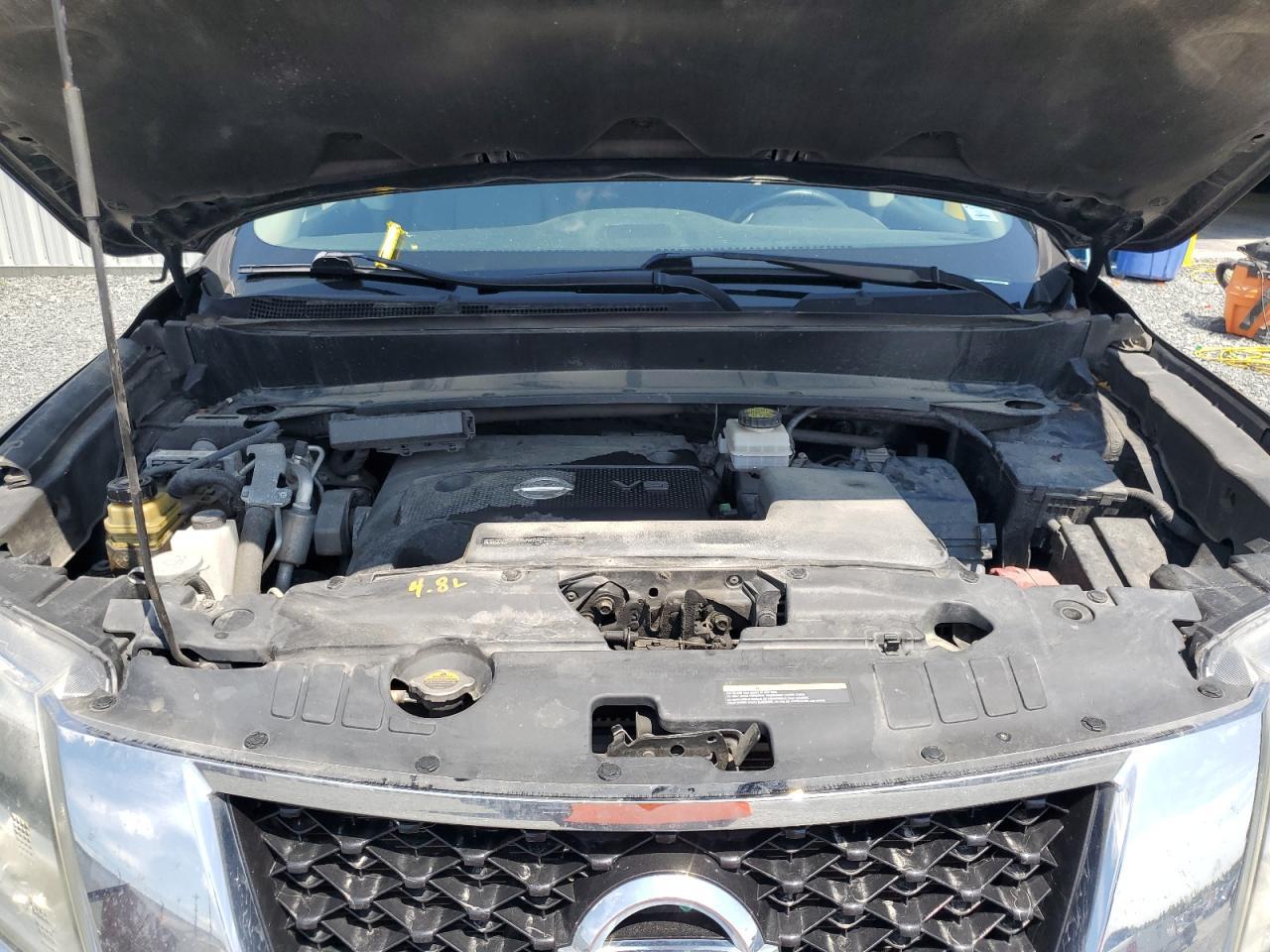 2015 Nissan Pathfinder s