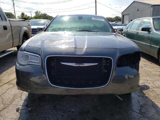 2018 Chrysler 300 Limited