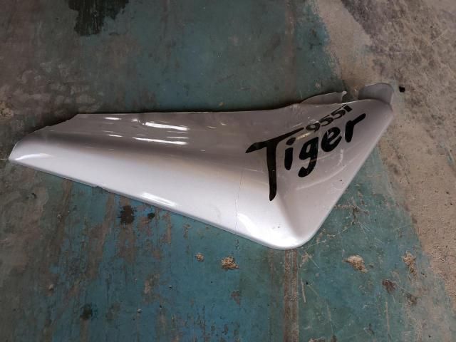 1999 Triumph Tiger