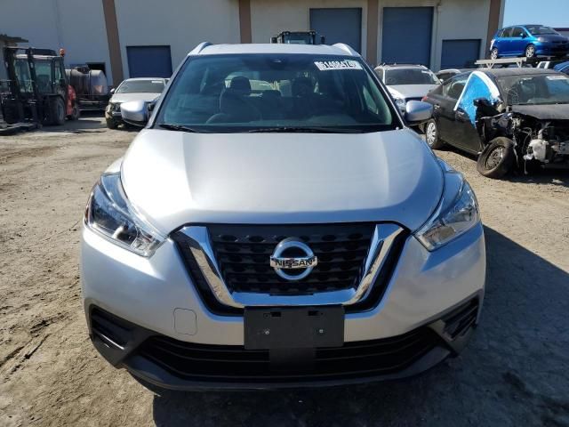 2020 Nissan Kicks SV