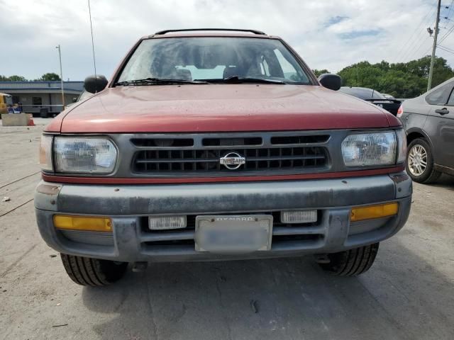 1996 Nissan Pathfinder XE