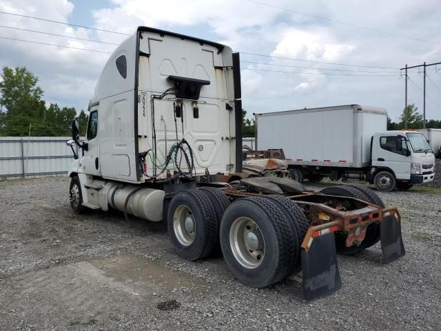 2015 Freightliner Cascadia 125