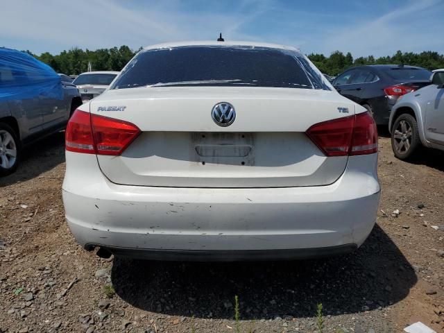 2014 Volkswagen Passat S