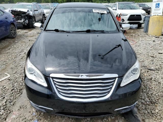 2013 Chrysler 200 Limited