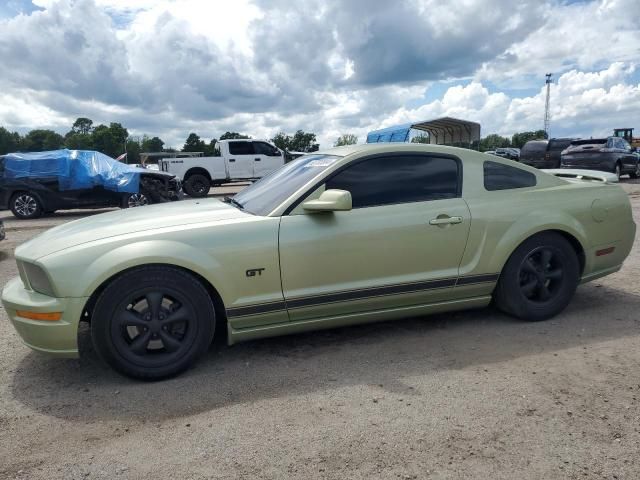 2005 Ford Mustang GT