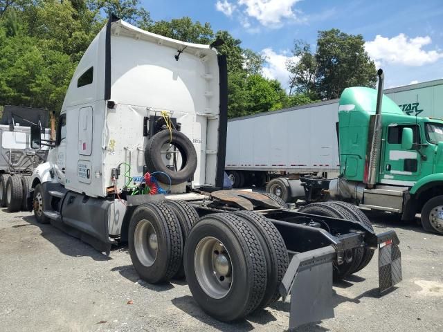 2019 Kenworth Construction T680