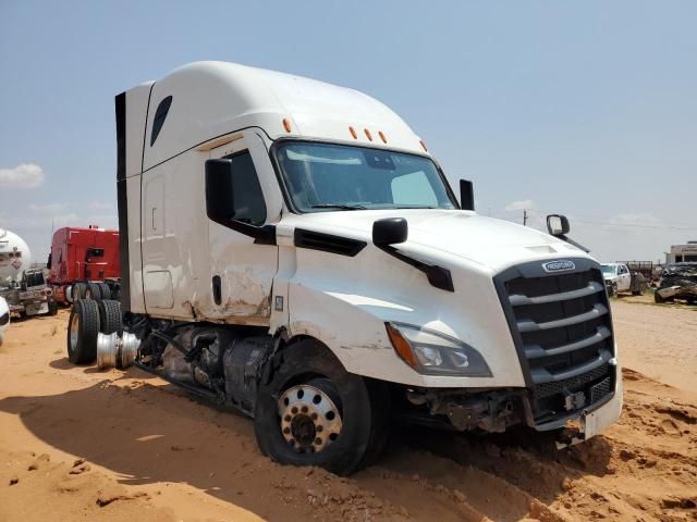 2022 Freightliner Cascadia 126