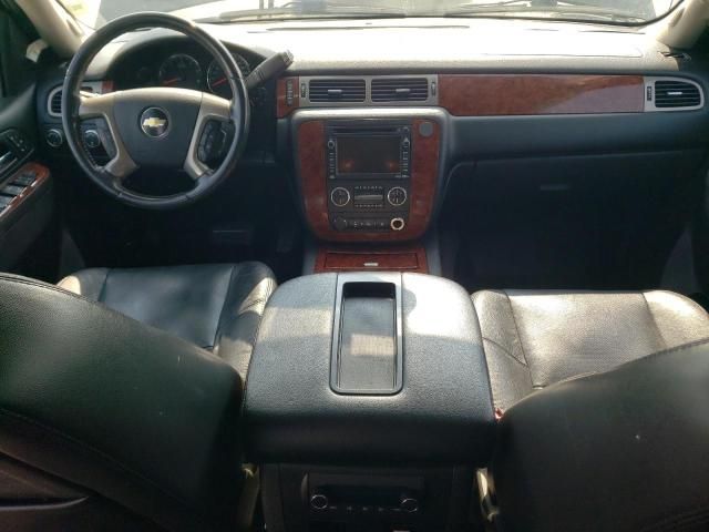 2011 Chevrolet Avalanche LTZ