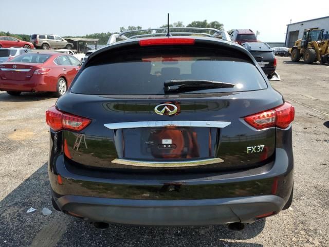 2013 Infiniti FX37