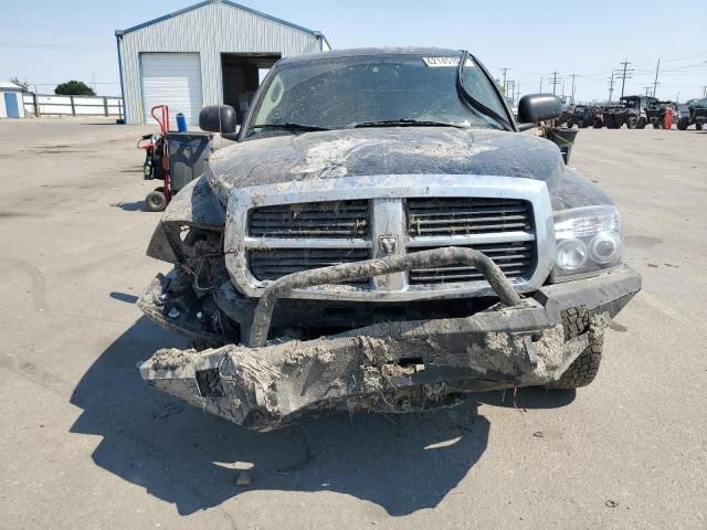 2005 Dodge Dakota Quad SLT