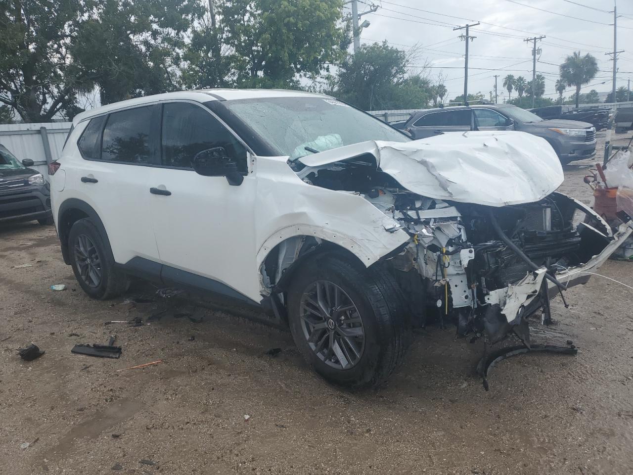 2021 Nissan Rogue s