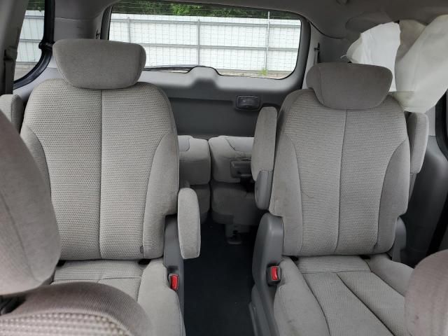 2008 KIA Sedona