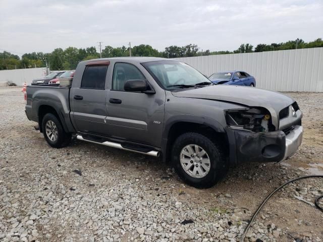 2006 Mitsubishi Raider Durocross