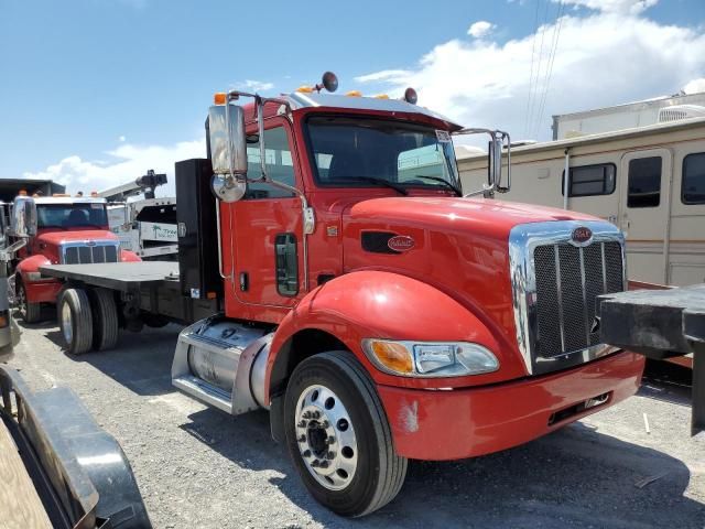 2018 Peterbilt 337