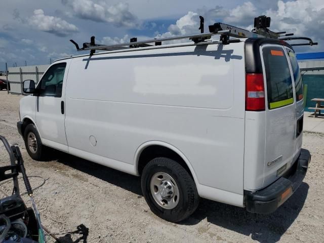 2020 Chevrolet Express G2500