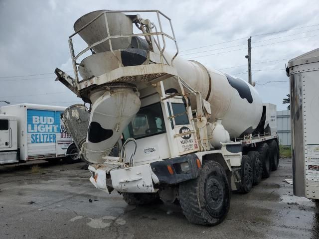 2017 Indiana Phoenix 2007 Indiana Phoenix Concrete Mixer Truck