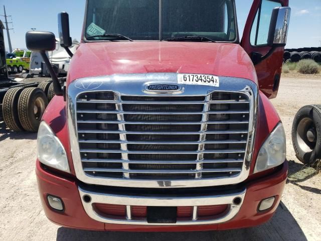 2015 Freightliner Cascadia 125