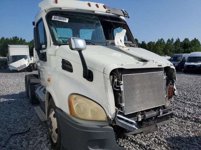 2014 Freightliner Cascadia 113