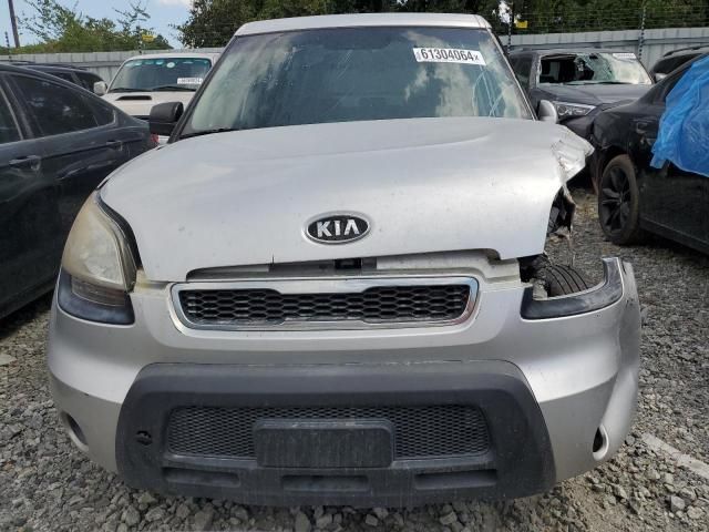 2010 KIA Soul +