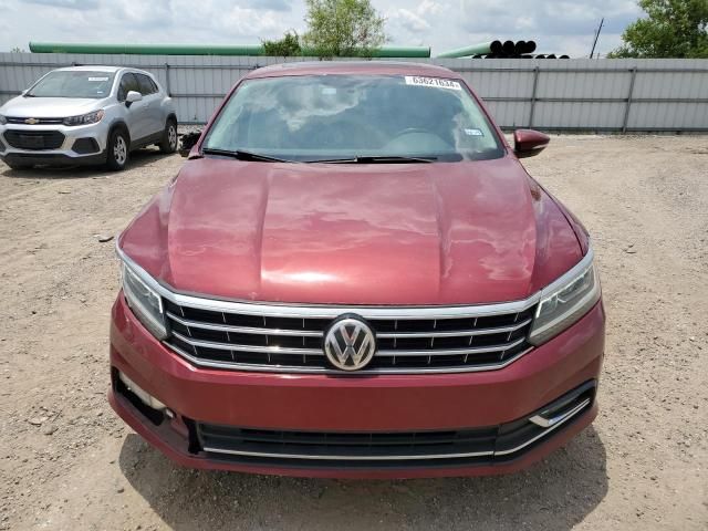 2016 Volkswagen Passat SE