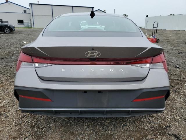 2021 Hyundai Elantra SE