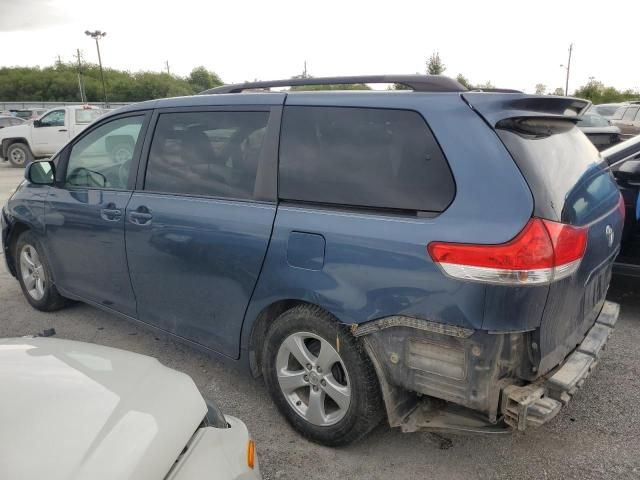 2014 Toyota Sienna LE