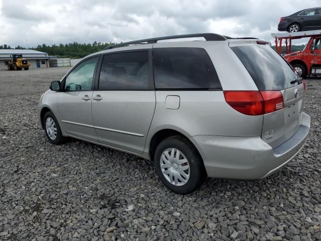 2004 Toyota Sienna CE