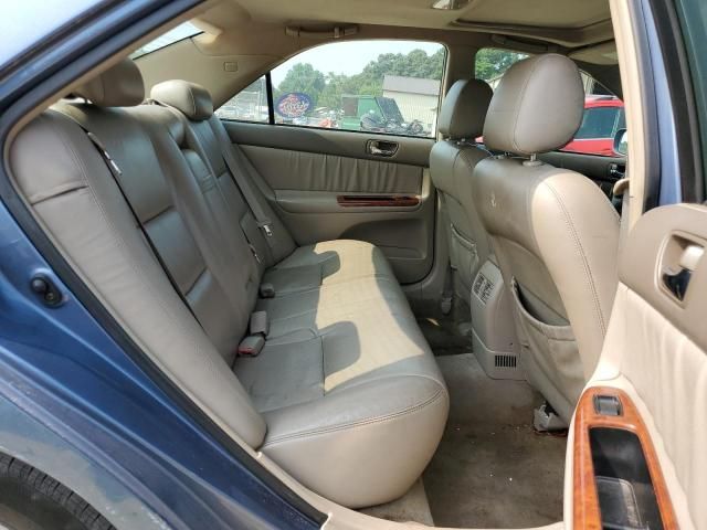 2004 Toyota Camry LE